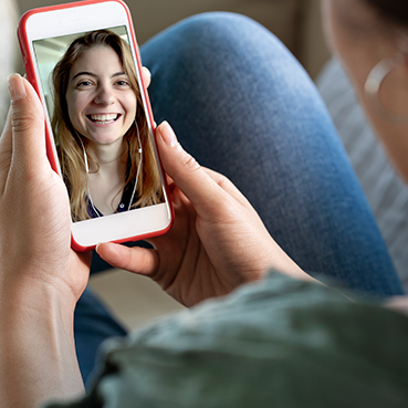 Diferentes apps para reunirse virtualmente con amigos y familiares